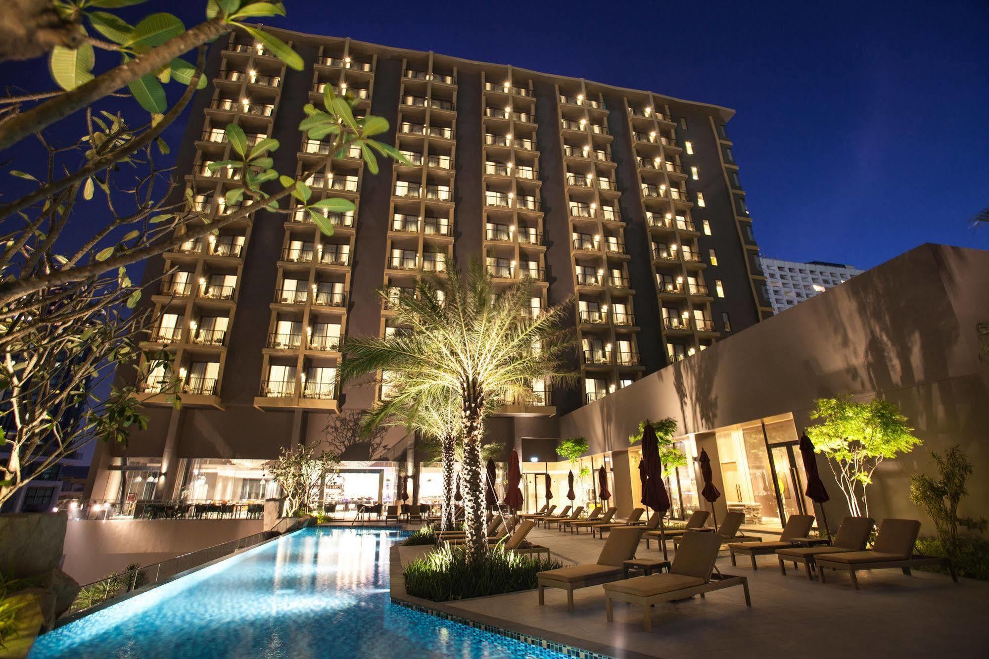 Mercure Pattaya Ocean Resort Esterno foto
